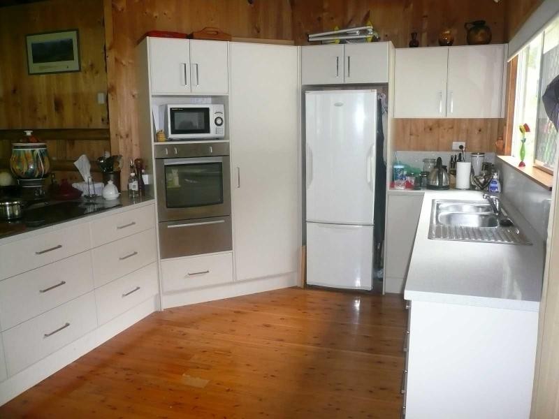 21 Arthur Street, Macleay Island QLD 4184