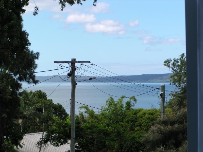 1 Link Street, Lamb Island QLD 4184