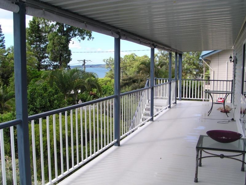 1 Link Street, Lamb Island QLD 4184
