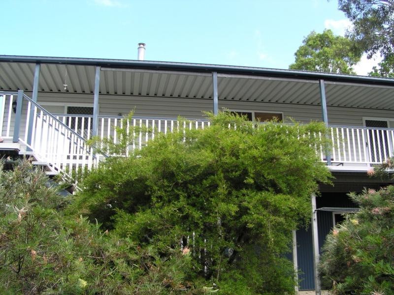 1 Link Street, Lamb Island QLD 4184