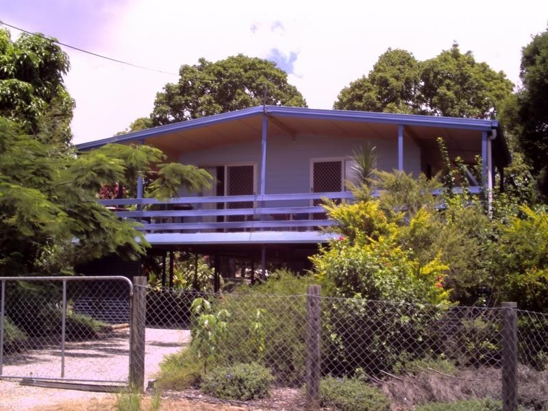 2 Quail Street, Macleay Island QLD 4184