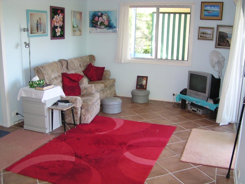 2 Quail Street, Macleay Island QLD 4184