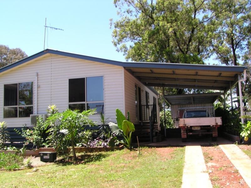 15 Conran Street, Macleay Island QLD 4184