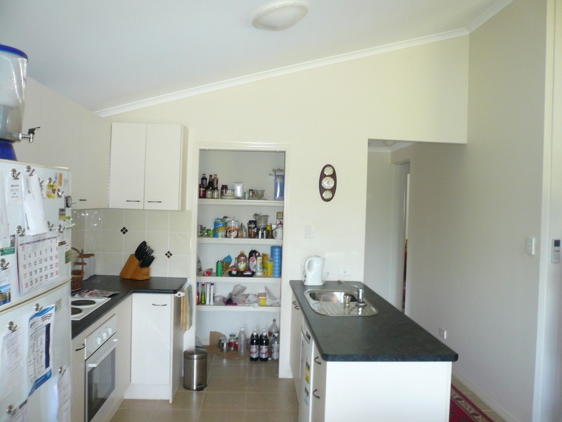15 Conran Street, Macleay Island QLD 4184