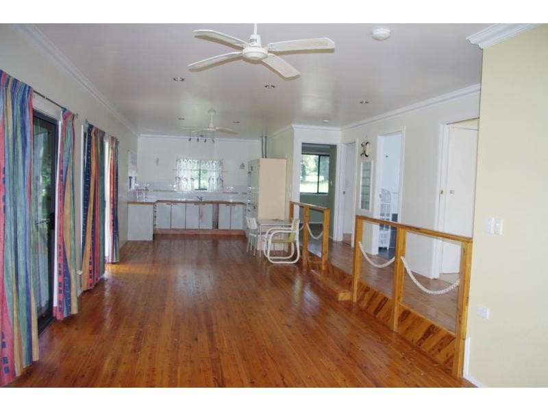 36 Pier Haven, Lamb Island QLD 4184