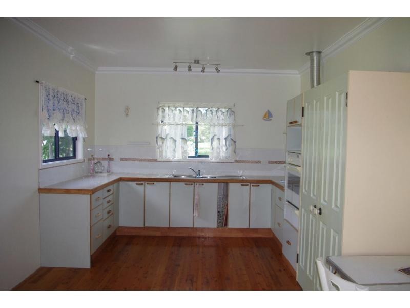 36 Pier Haven, Lamb Island QLD 4184