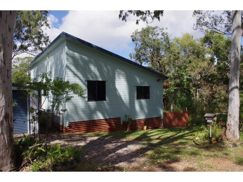 36 Pier Haven, Lamb Island QLD 4184