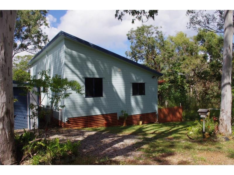 36 Pier Haven, Lamb Island QLD 4184