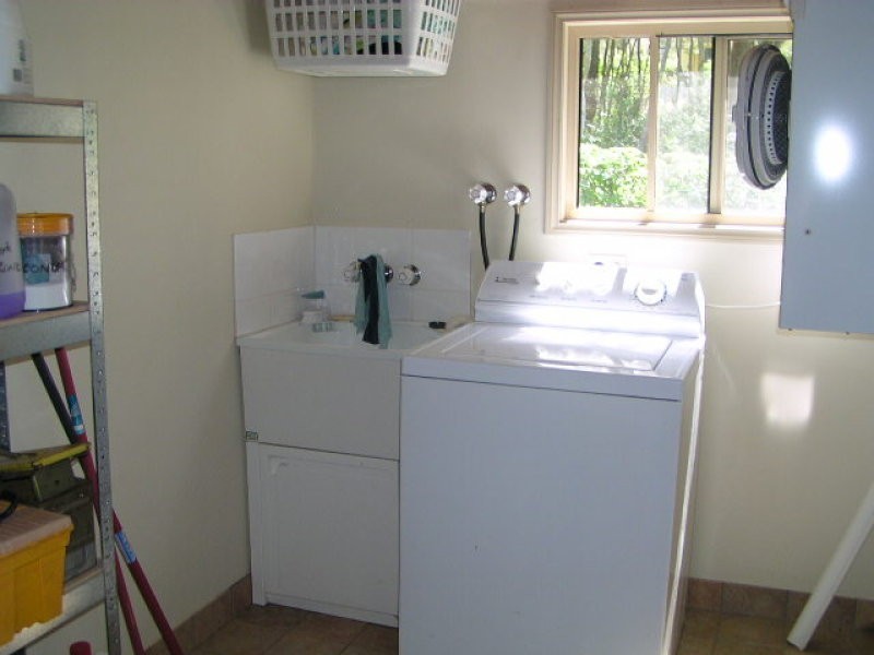 29 Leanne Street, Macleay Island QLD 4184