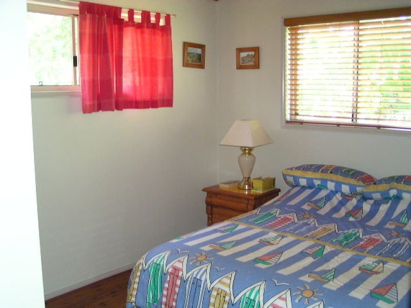 29 Leanne Street, Macleay Island QLD 4184
