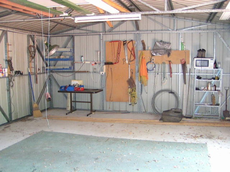 36 Coast Road, Macleay Island QLD 4184