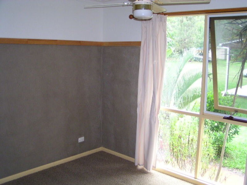 36 Coast Road, Macleay Island QLD 4184