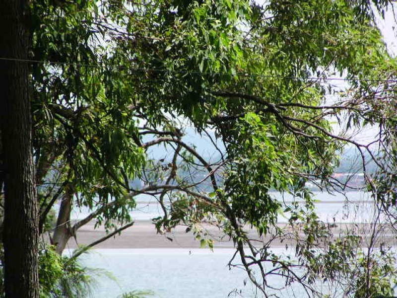 36 Coast Road, Macleay Island QLD 4184