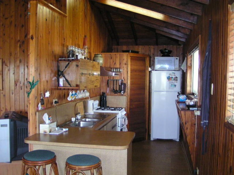17 Orana Street, Macleay Island QLD 4184