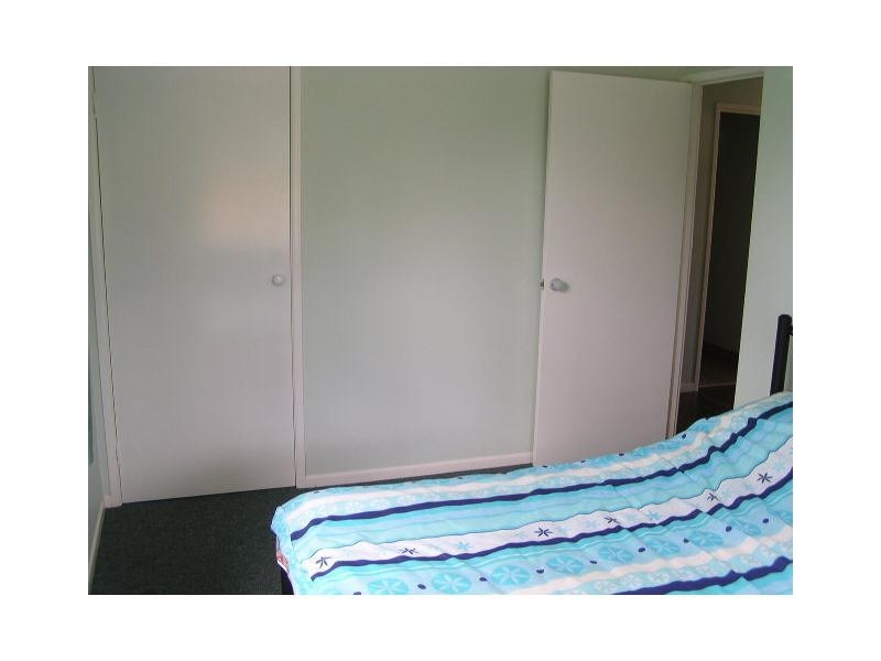 6 Eastbourne Terrace, Macleay Island QLD 4184