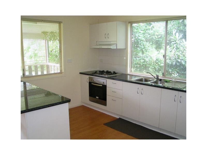 7 Alexander Street, Macleay Island QLD 4184