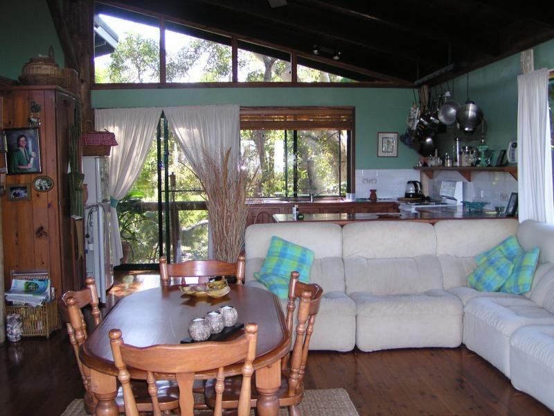 68 Treasure Island Avenue, Karragarra Island QLD 4184