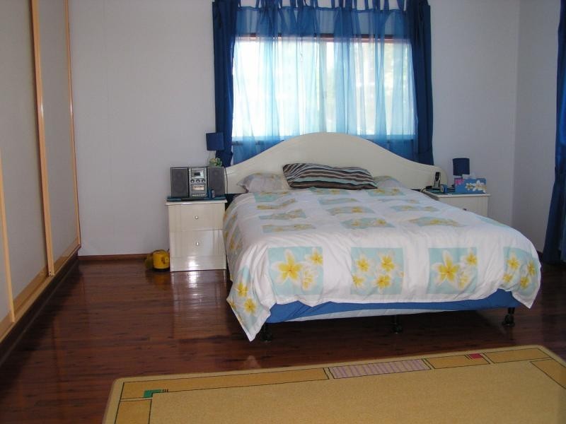 37 Jan Street, Macleay Island QLD 4184