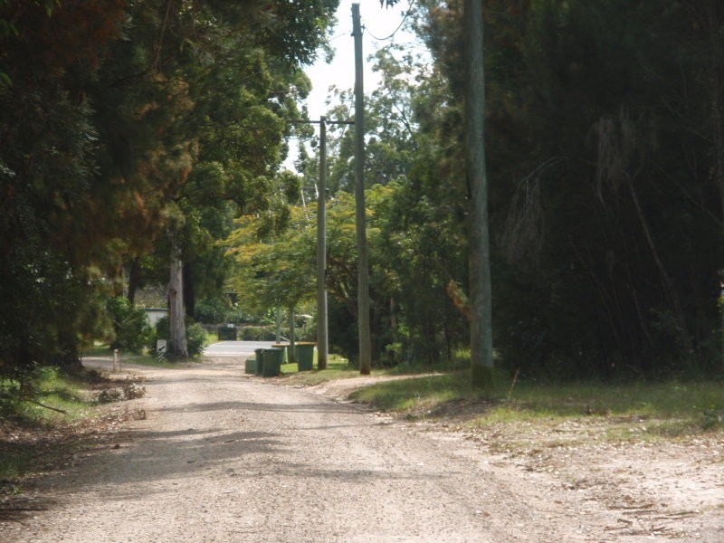 16 President Terrace, Macleay Island QLD 4184