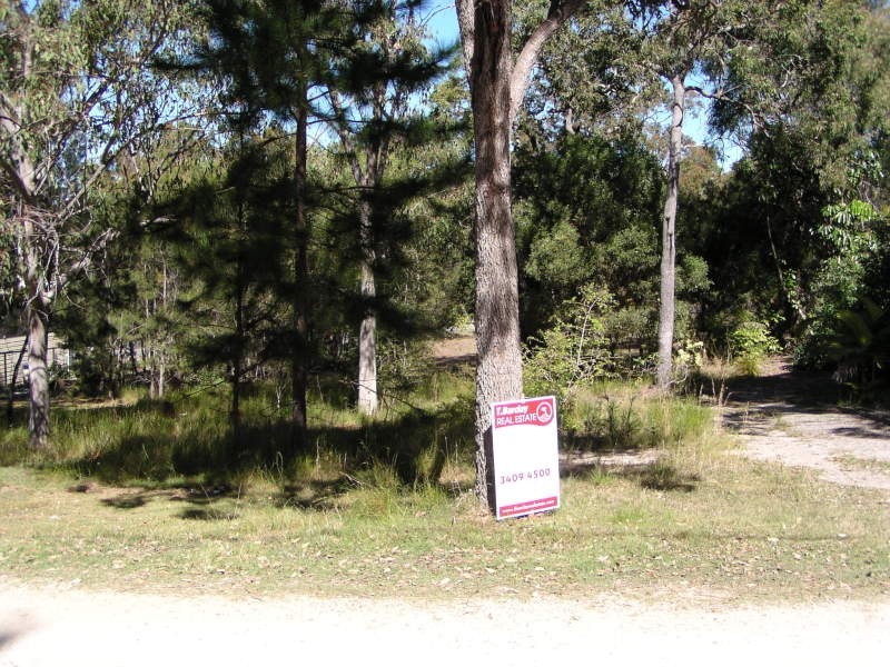 26 Warama Street, Macleay Island QLD 4184