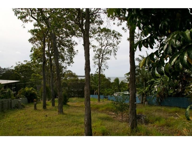 54 Coondooroopa Drive, Macleay Island QLD 4184