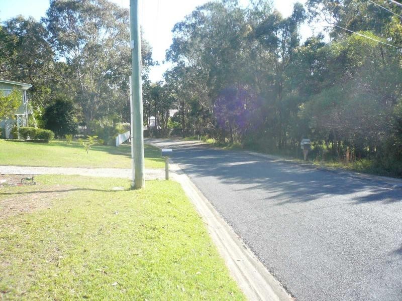 54 Coondooroopa Drive, Macleay Island QLD 4184