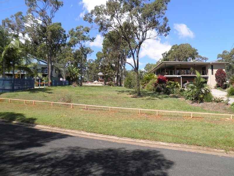 54 Coondooroopa Drive, Macleay Island QLD 4184