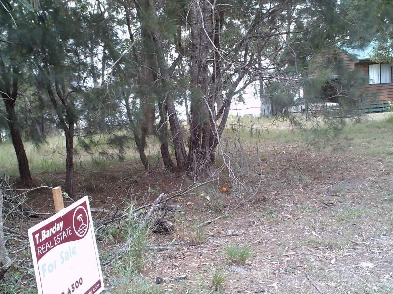 13 Coast Road, Macleay Island QLD 4184
