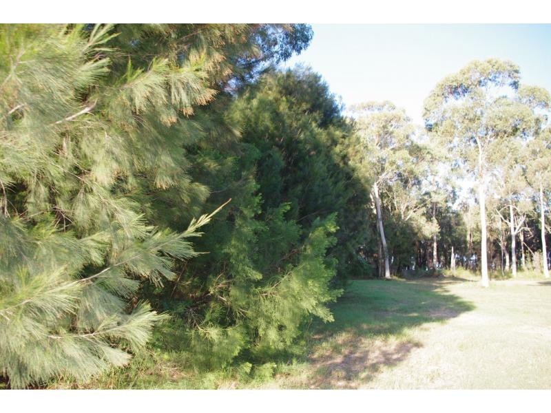 90 Kate Street, Macleay Island QLD 4184
