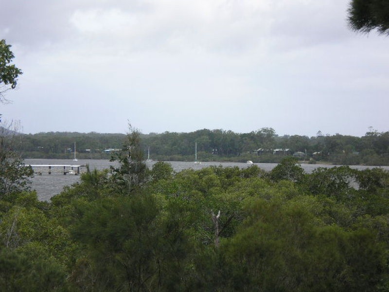 12 Emita Street, Macleay Island QLD 4184