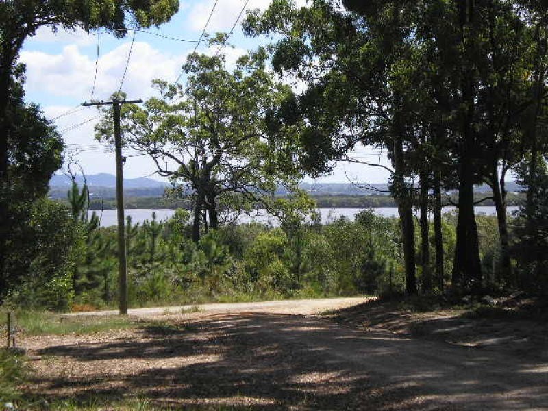 17 Brolga Avenue, Macleay Island QLD 4184