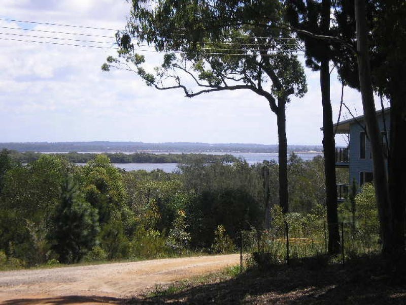 17 Brolga Avenue, Macleay Island QLD 4184