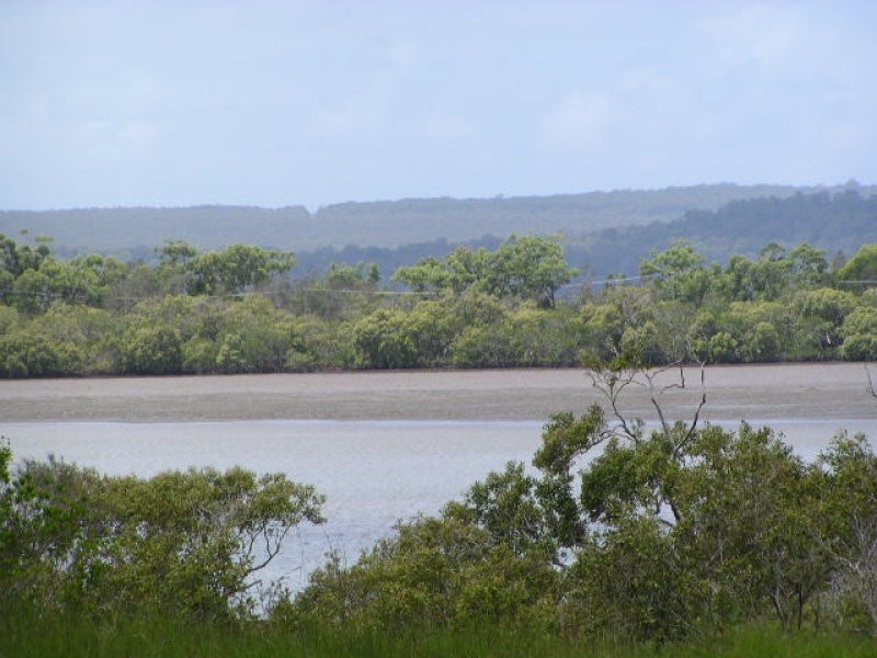 7 Hilda Street, Macleay Island QLD 4184