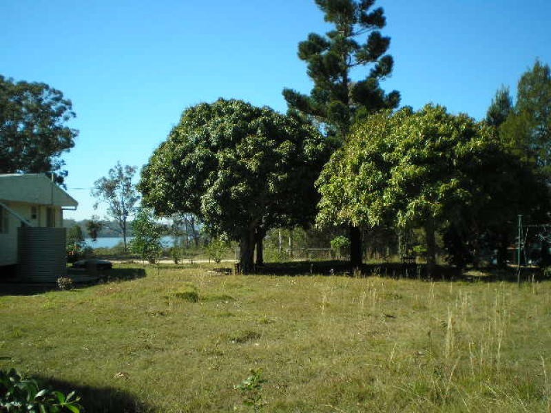 7 Hilda Street, Macleay Island QLD 4184