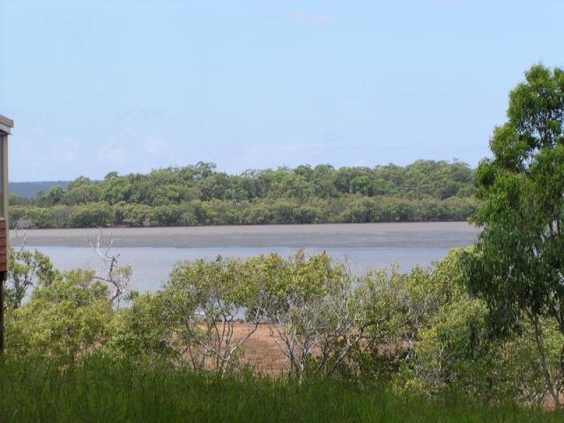 10 Hilda Street, Macleay Island QLD 4184