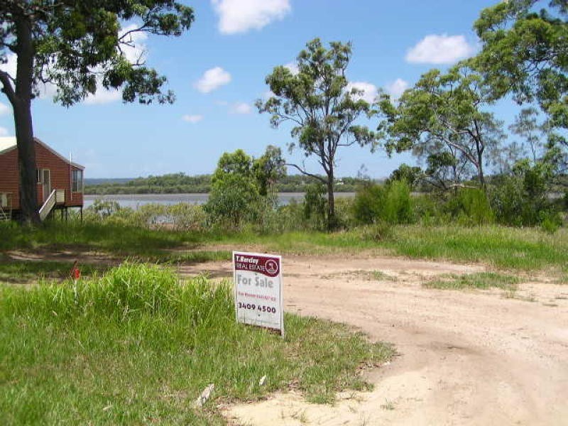 10 Hilda Street, Macleay Island QLD 4184