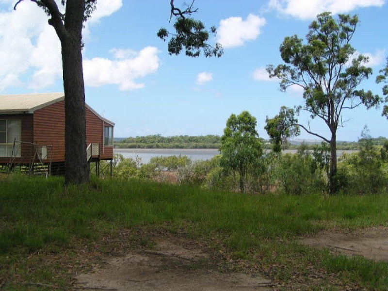 10 Hilda Street, Macleay Island QLD 4184