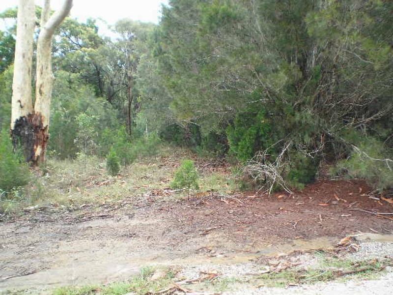 9 Pelican Street, Macleay Island QLD 4184