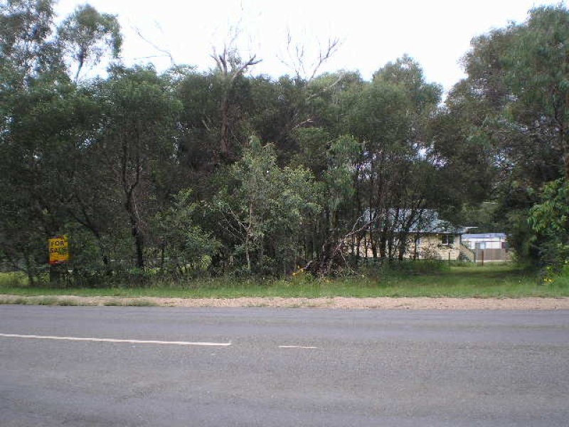 110 High Central Road, Macleay Island QLD 4184