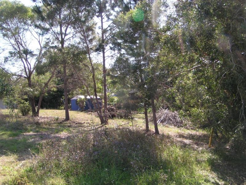 10 Lavender Street, Lamb Island QLD 4184