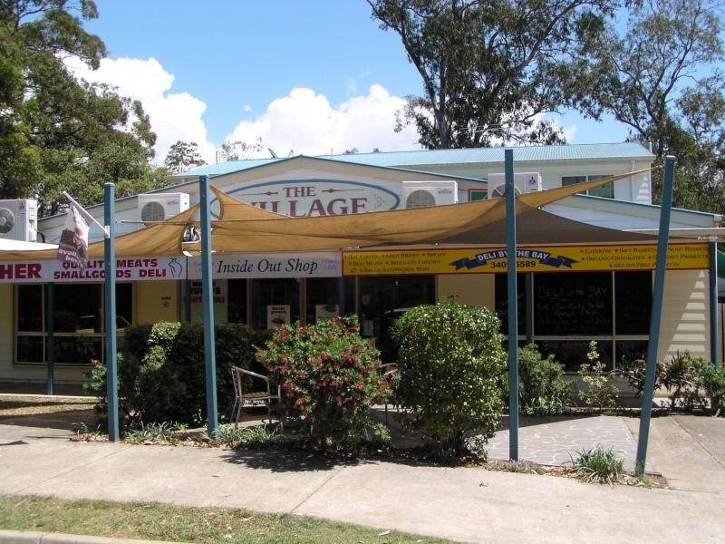 25 High Central Road, Macleay Island QLD 4184