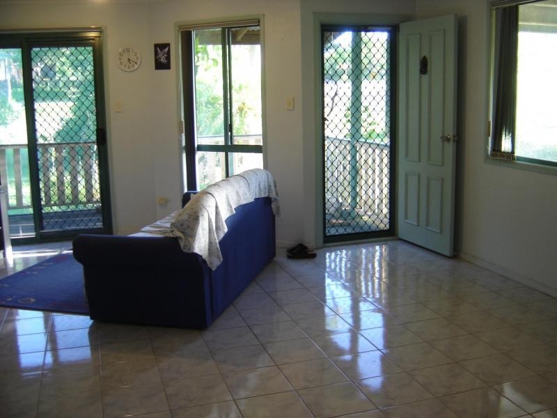 31 Scotts Road, Macleay Island QLD 4184