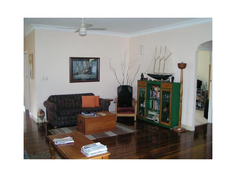 36 Francis Road, Macleay Island QLD 4184