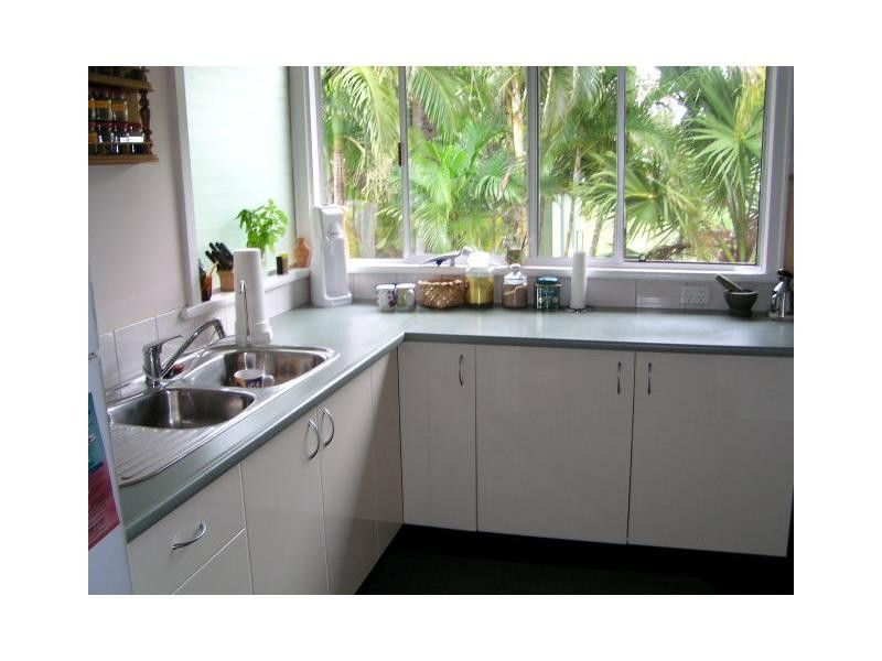 36 Francis Road, Macleay Island QLD 4184
