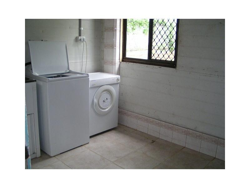 36 Francis Road, Macleay Island QLD 4184
