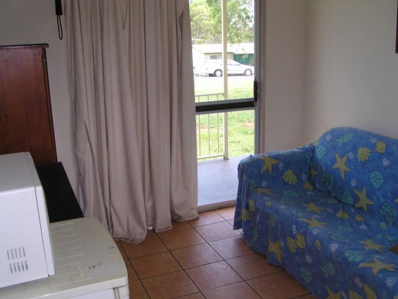 16 Francis Street, Macleay Island QLD 4184