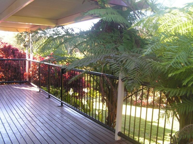 6 Lemontree Drive, Macleay Island QLD 4184