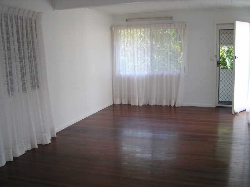 9 Murray Crescent, Russell Island QLD 4184