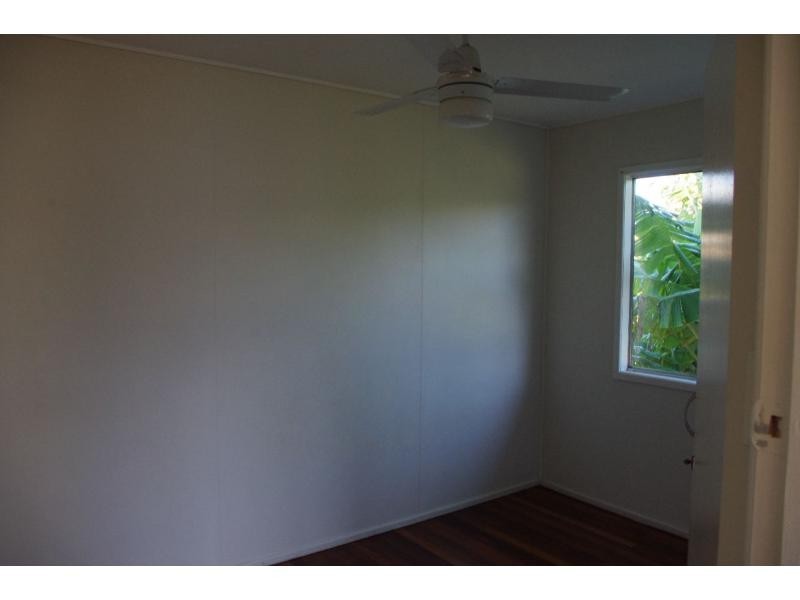 14 Betty Street, Macleay Island QLD 4184