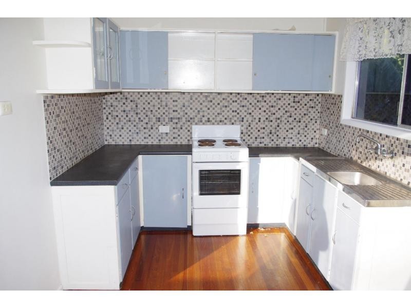 14 Betty Street, Macleay Island QLD 4184